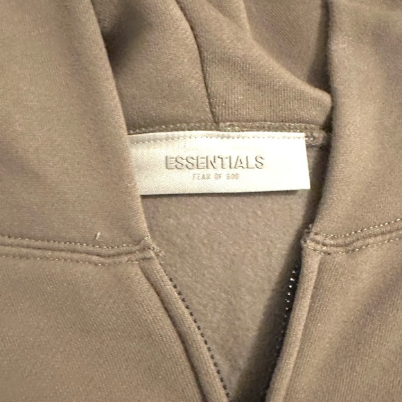 FEAR OF GOD ESSENTIALS
Kids Brown Zip Hoodie
Size: XL
SKU: 222161M72001805 - Picture 2 of 3